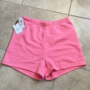 TNA airy fleece classic short. BNWT size small